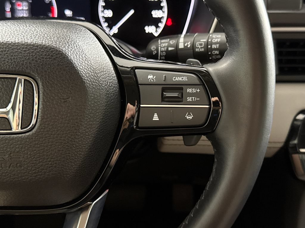 Used 2024 Honda Pilot EX-L image 16