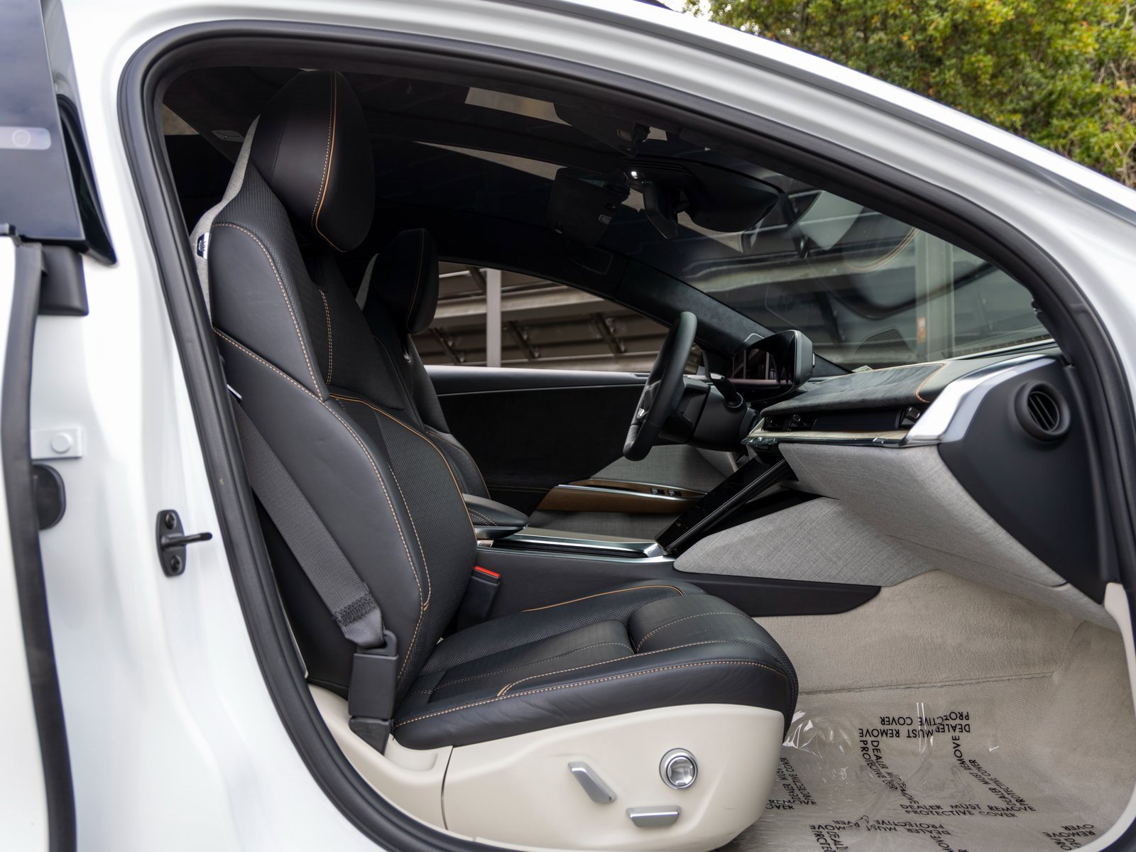 Used 2022 Lucid Air Grand Touring image 52