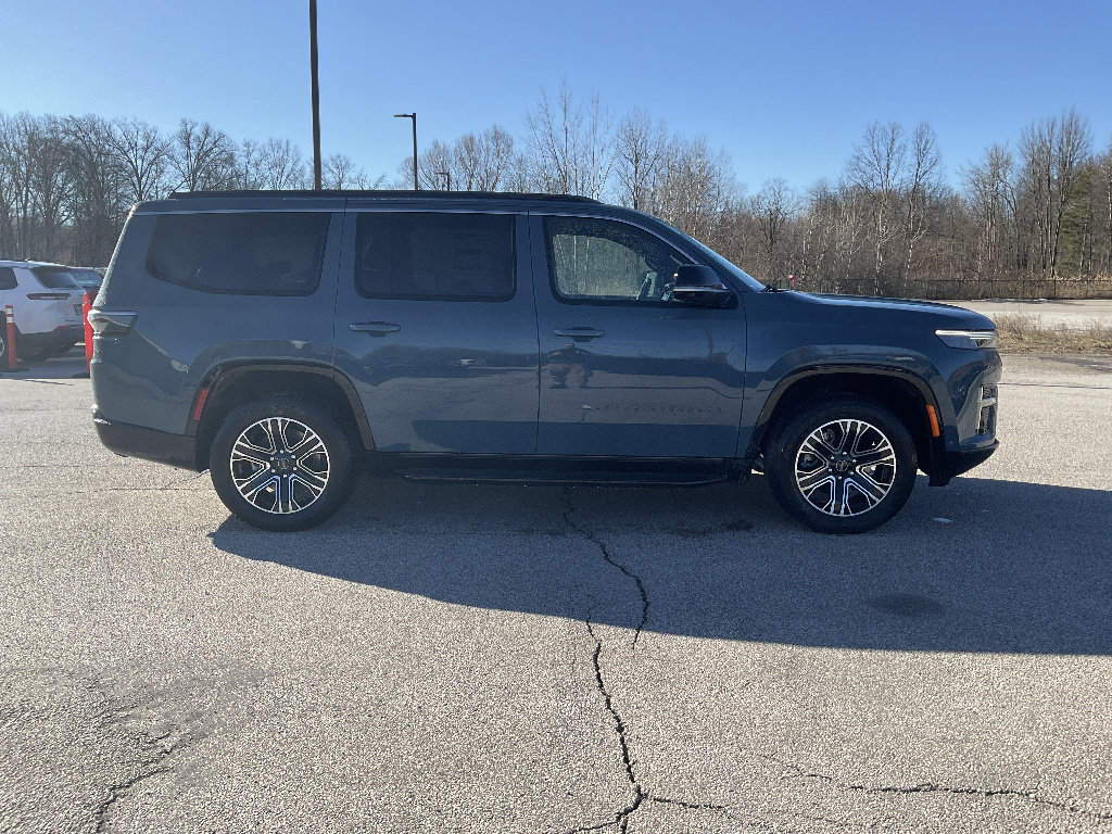 New 2026 Jeep Grand Wagoneer 4WD w/ Premium Group I image 4