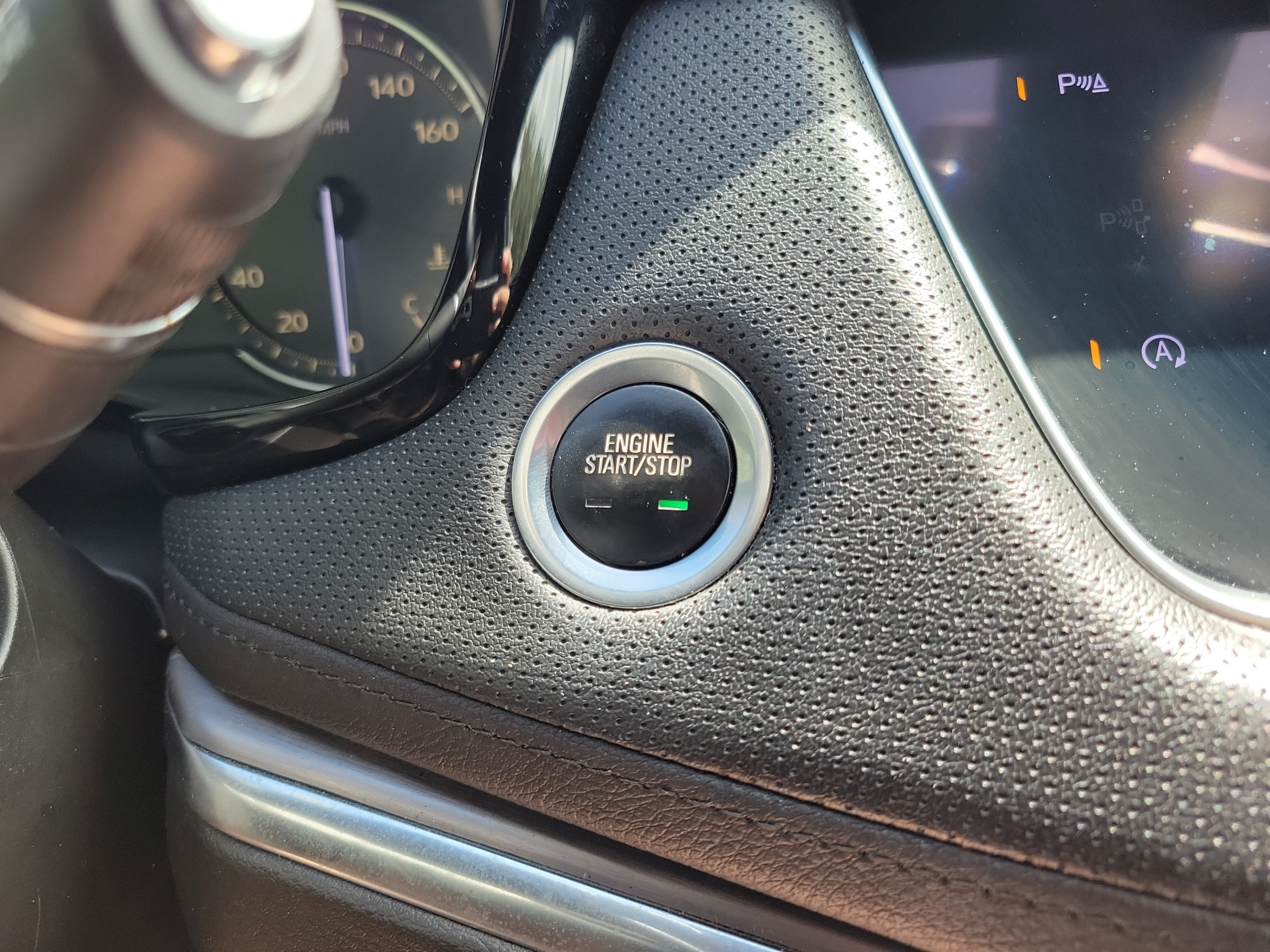 Used 2020 Cadillac XT5 Luxury FWD image 24