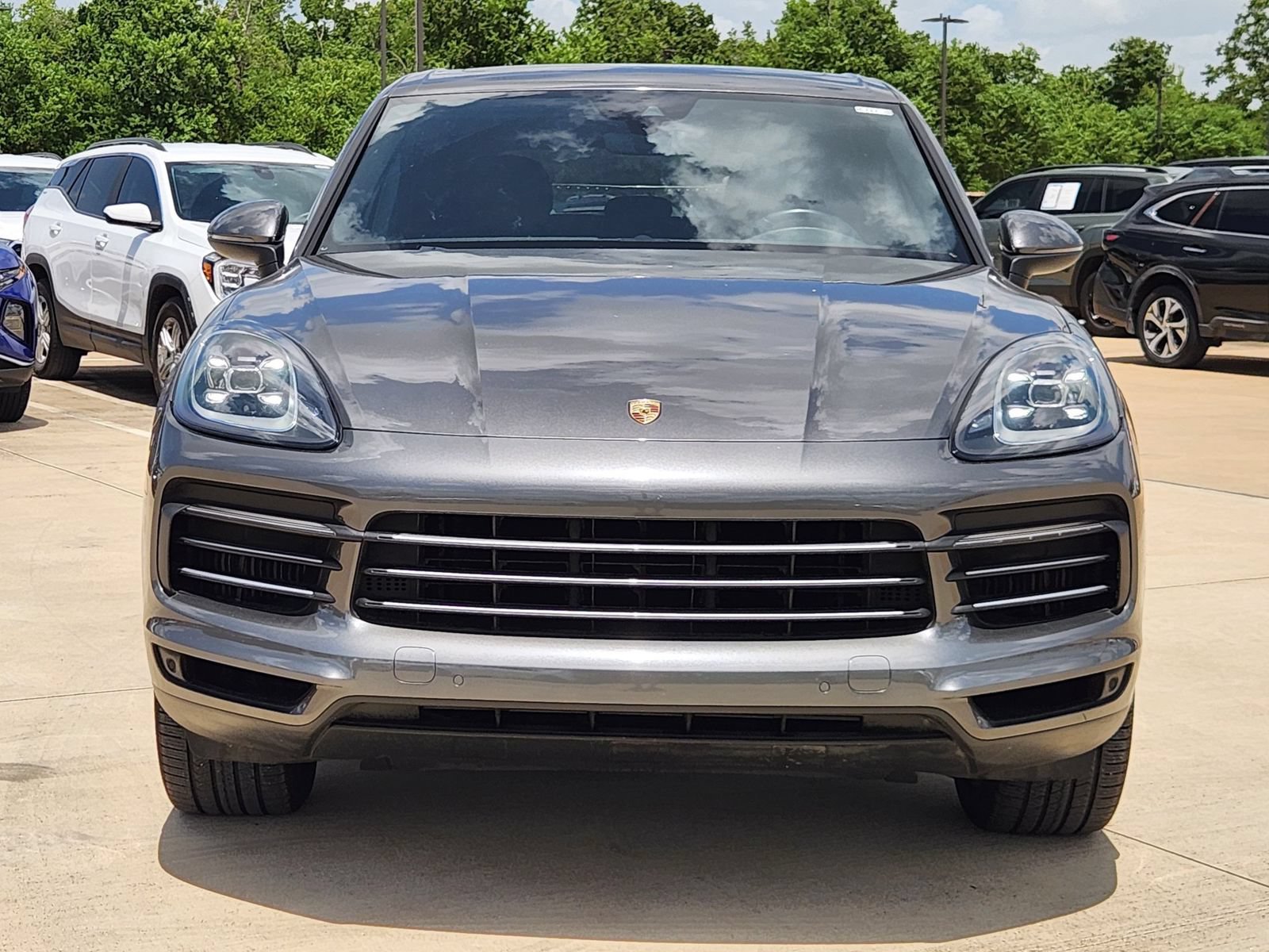 Used 2019 Porsche Cayenne AWD/4WD image 2