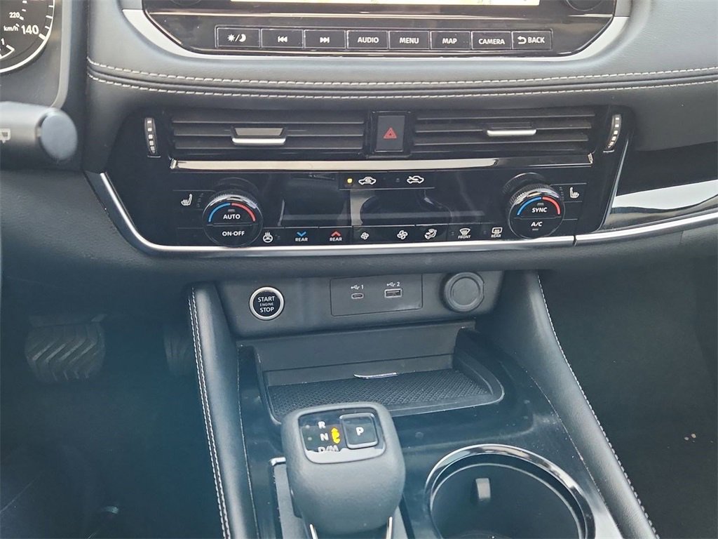 Used 2023 Nissan Rogue SL w/ SL Premium Package image 11