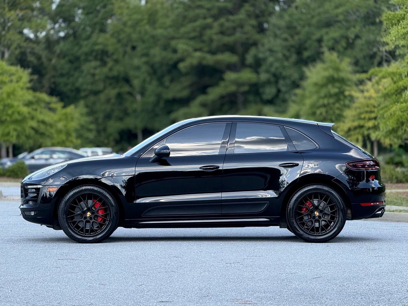 Used 2017 Porsche Macan GTS AWD/4WD image 9