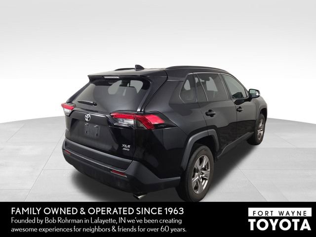 Used 2025 Toyota RAV4 XLE image 7
