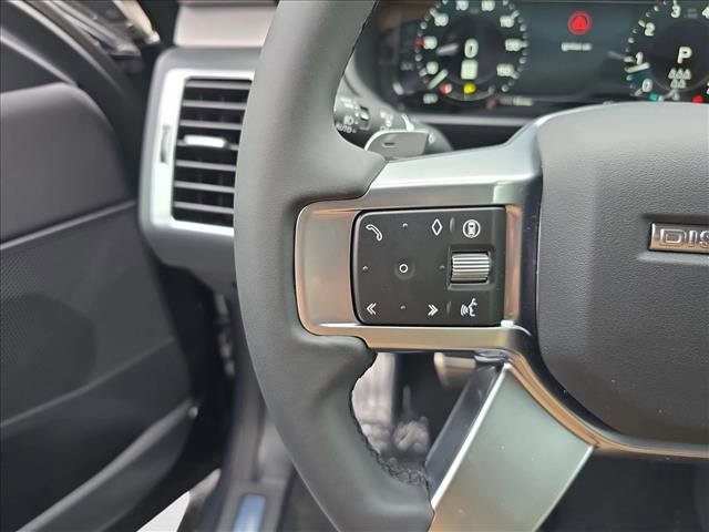 New 2026 Land Rover Discovery Dynamic SE AWD/4WD image 17