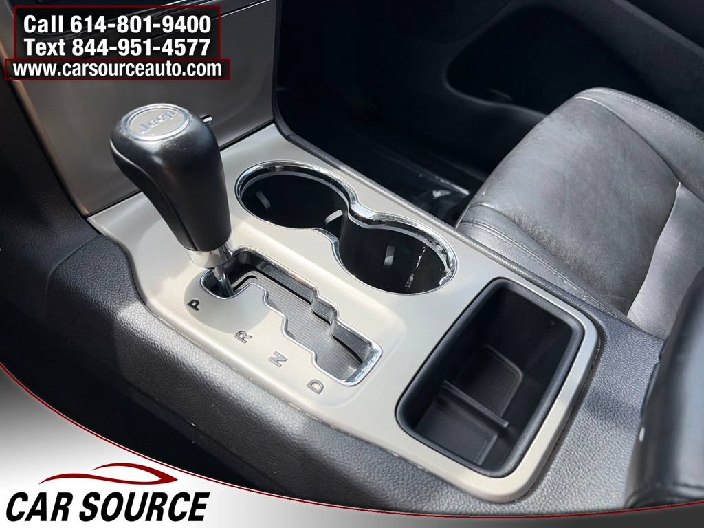 Used 2013 Jeep Grand Cherokee Laredo AWD/4WD image 26