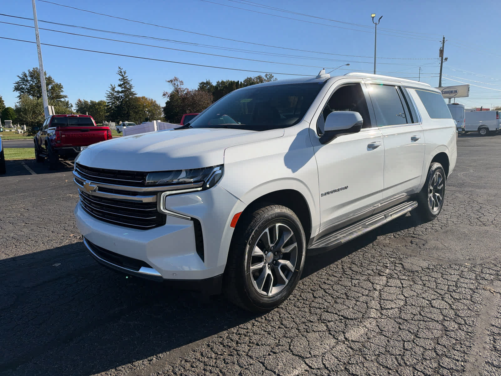 Certified 2021 Chevrolet Suburban LT w/ LT Signature Package AWD/4WD image 1