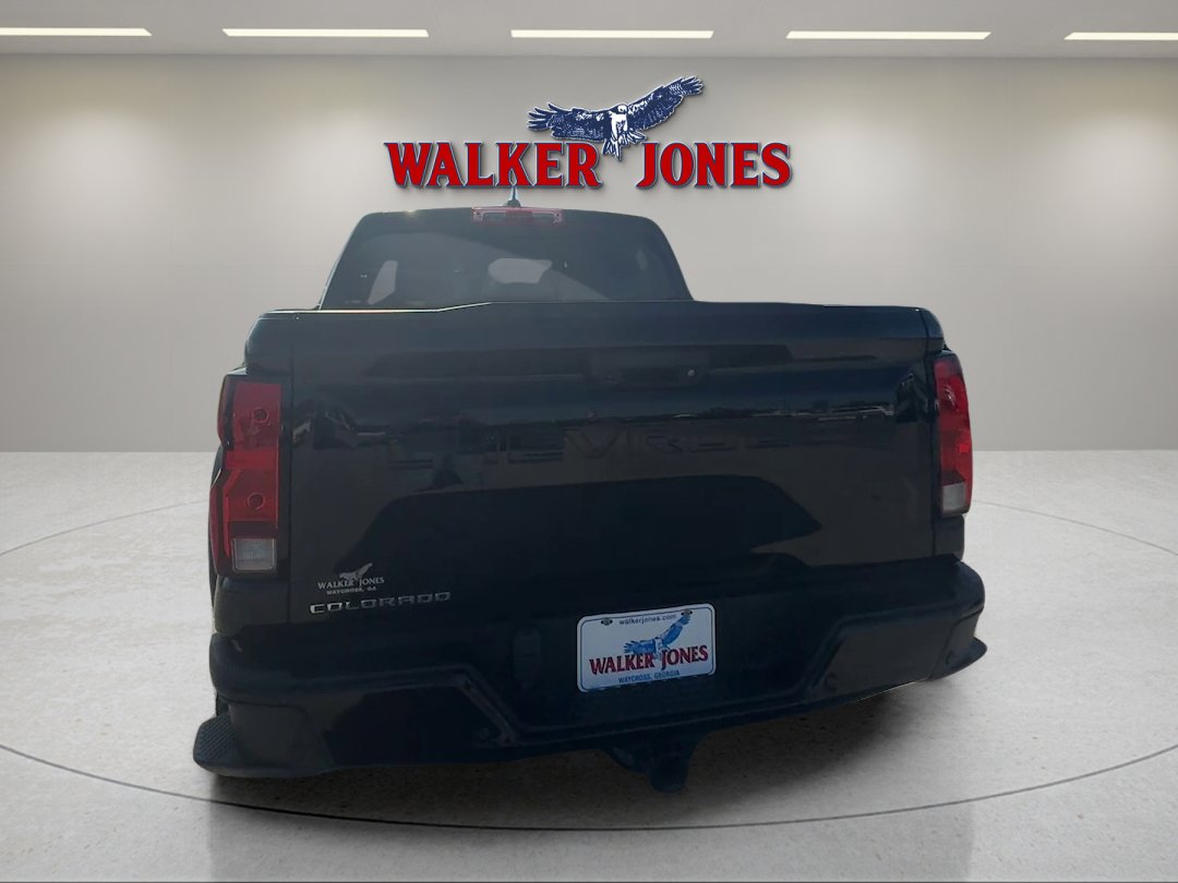 Used 2024 Chevrolet Colorado Trail Boss w/ Technology Package AWD/4WD image 5