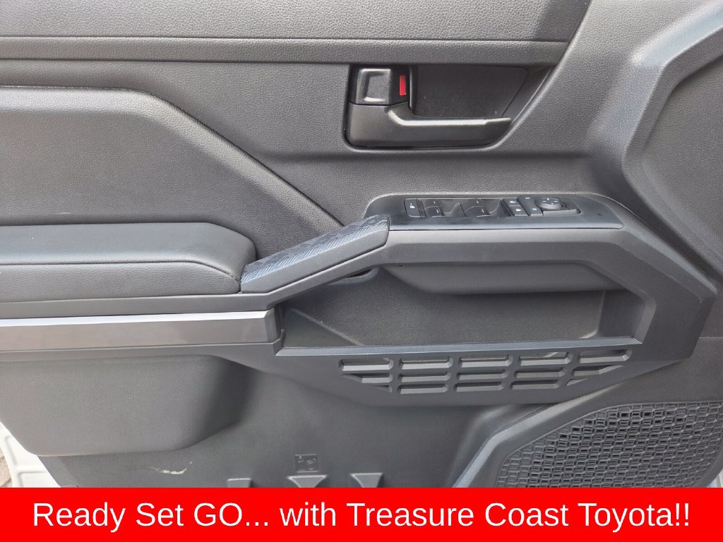Used 2026 Toyota Tacoma SR5 AWD/4WD image 27