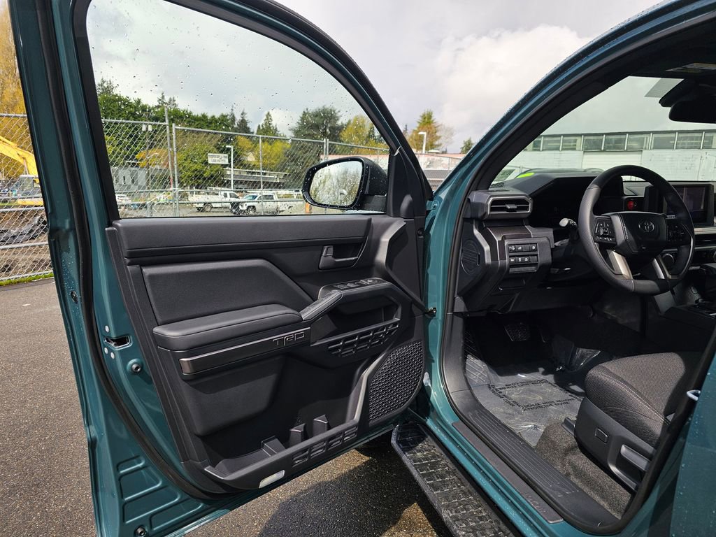 New 2026 Toyota 4Runner TRD Off-Road AWD/4WD image 18
