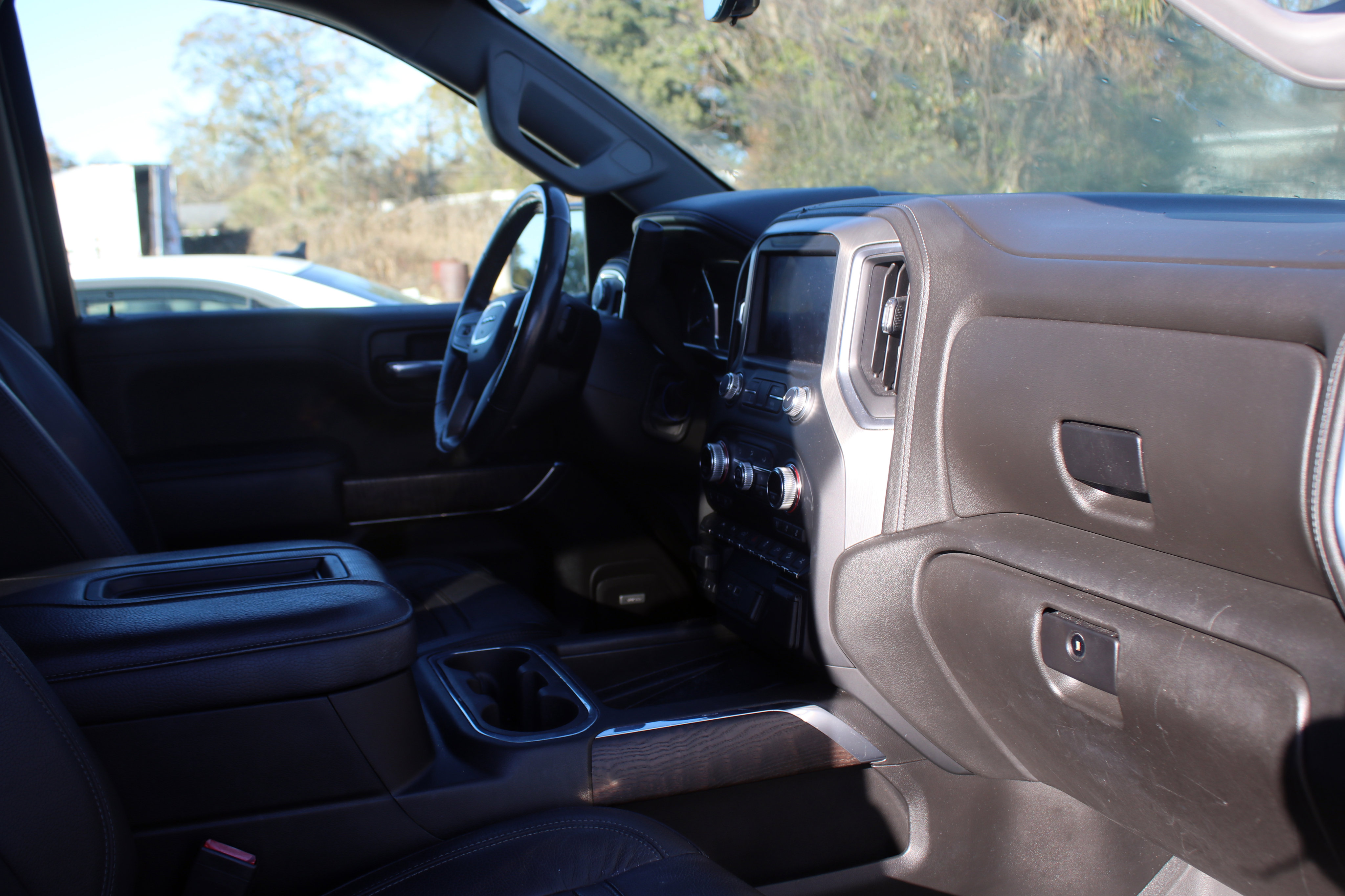 Used 2022 GMC Sierra 1500 Denali w/ Denali Reserve Package image 27