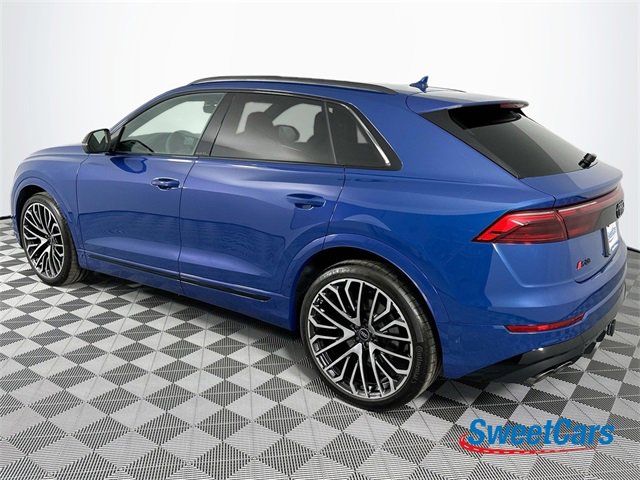 Used 2024 Audi SQ8 Premium Plus w/ 23" Wheel Package image 5