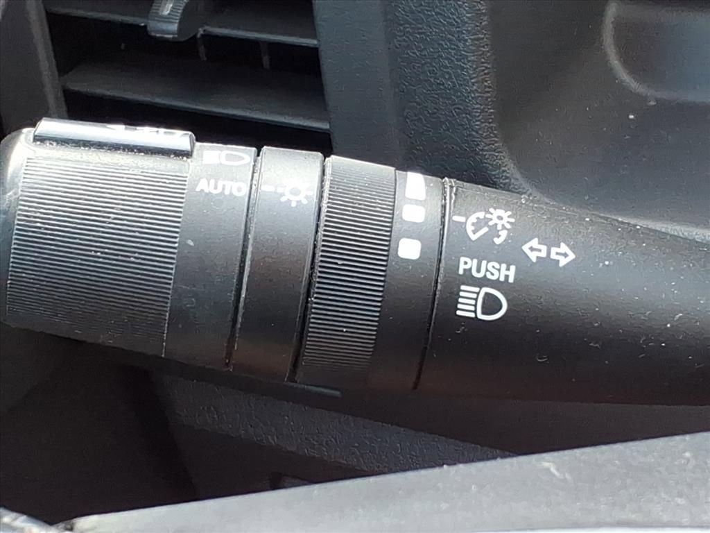 Used 2012 Jeep Liberty Limited Jet AWD/4WD image 21