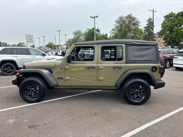 Used 2025 Jeep Wrangler Unlimited Sport AWD/4WD image 3