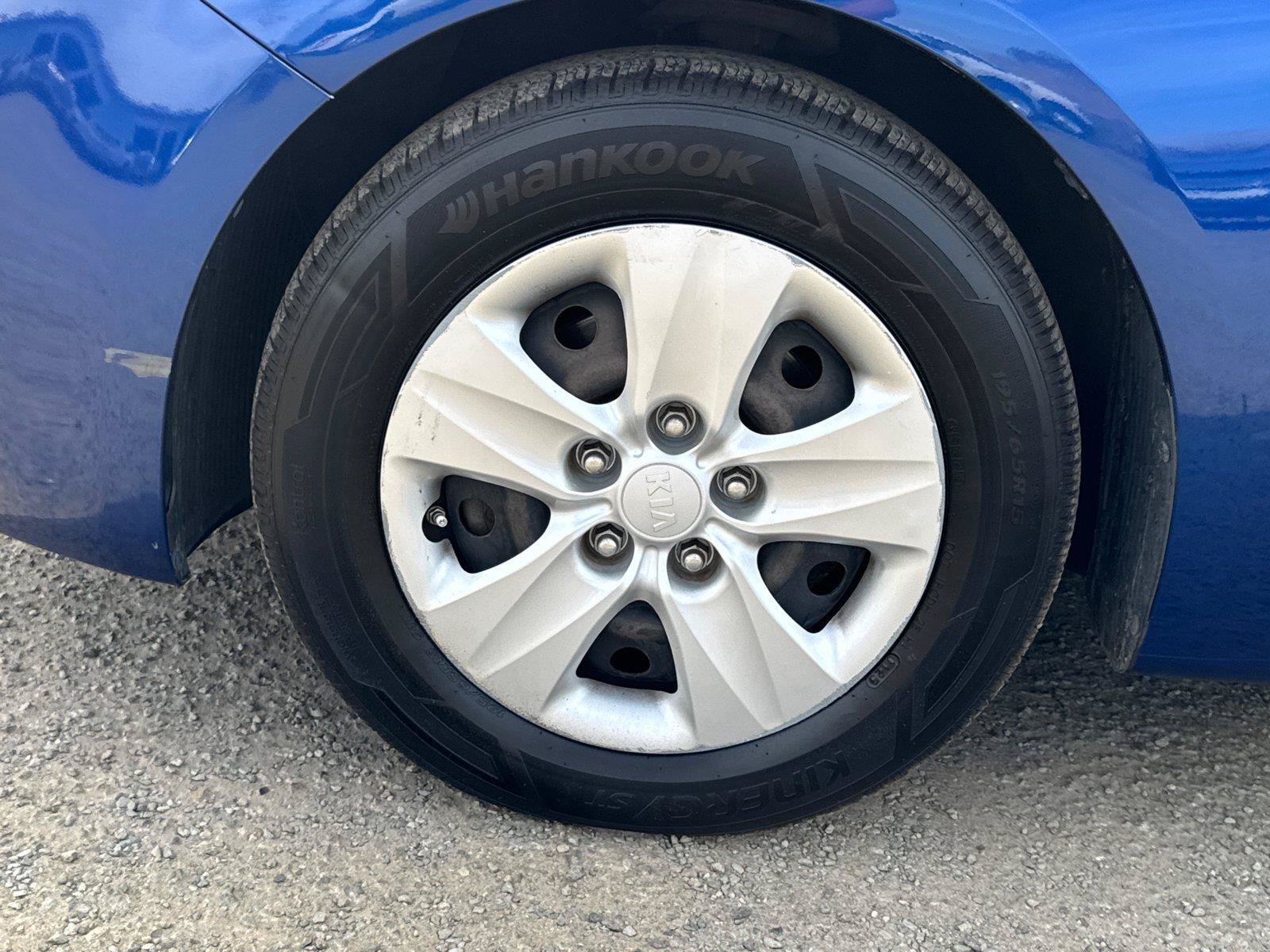 Used 2018 Kia Forte LX FWD image 7