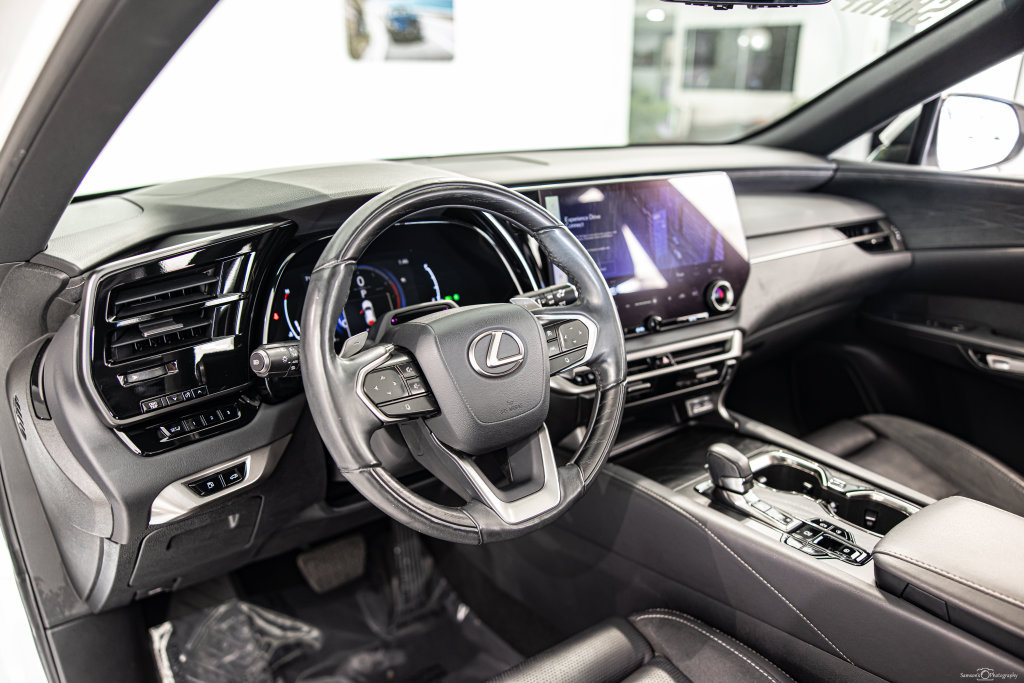 Used 2023 Lexus RX 350 AWD w/ Cold Area Package image 20