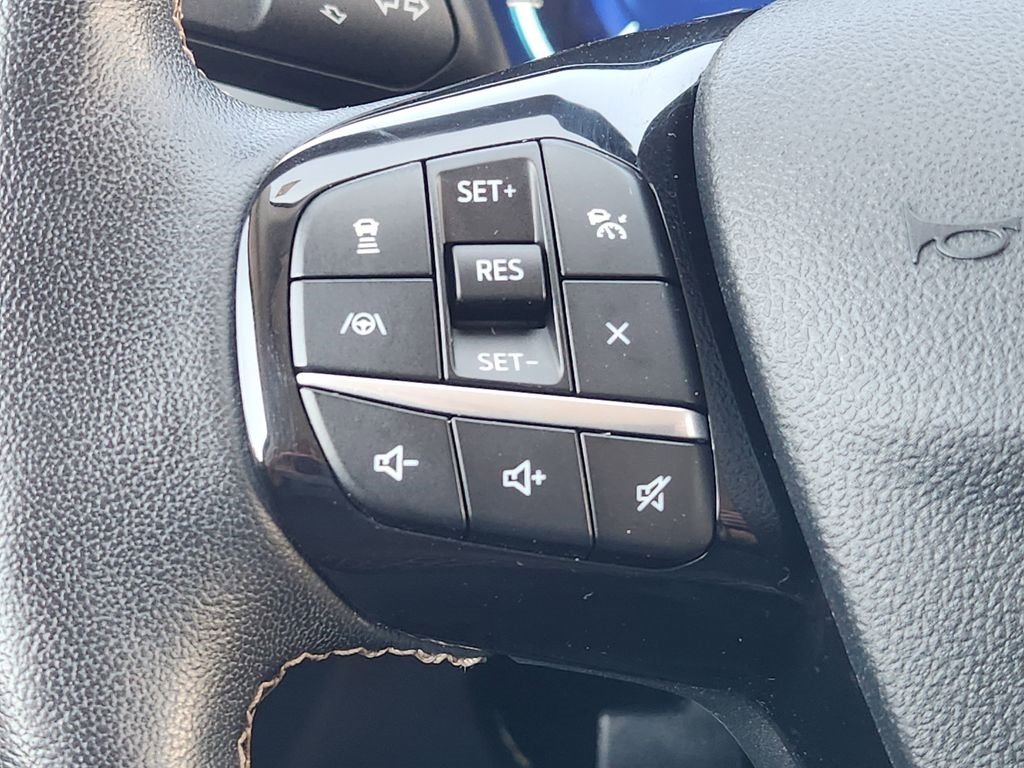 Used 2022 Ford Escape Titanium w/ Titanium Premium Package image 28