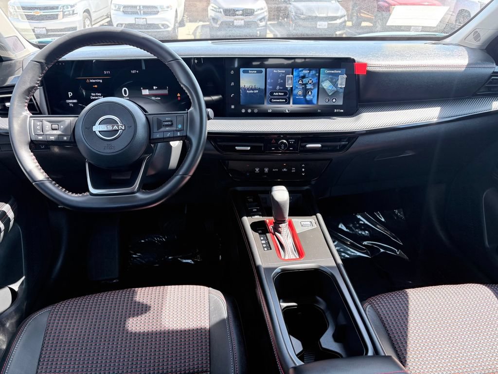 New 2026 Nissan Kicks SR FWD image 7
