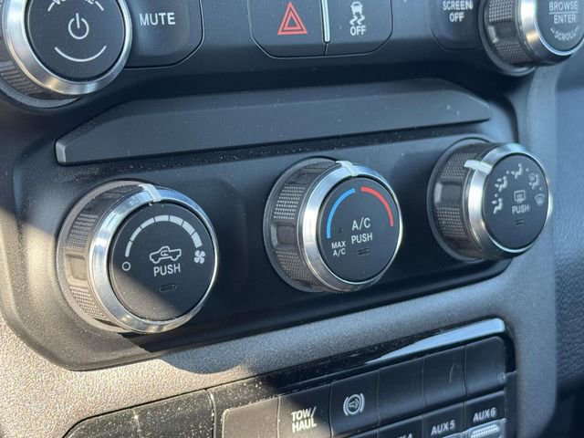 Used 2024 RAM 2500 Tradesman w/ Chrome Appearance Group image 6