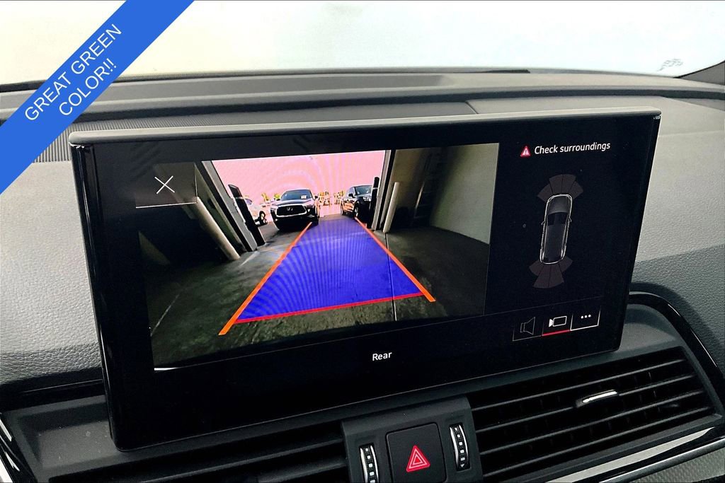 Used 2024 Audi SQ5 Premium w/ Convenience Package image 29