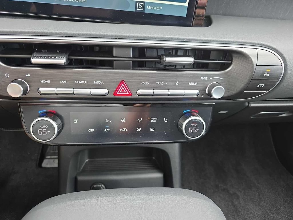 Certified 2026 Hyundai Palisade SEL FWD image 25