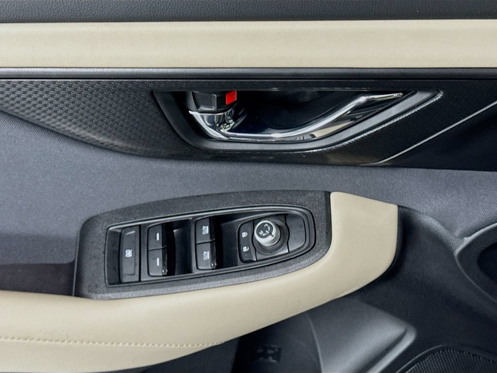 Certified 2025 Subaru Outback Premium AWD/4WD image 15