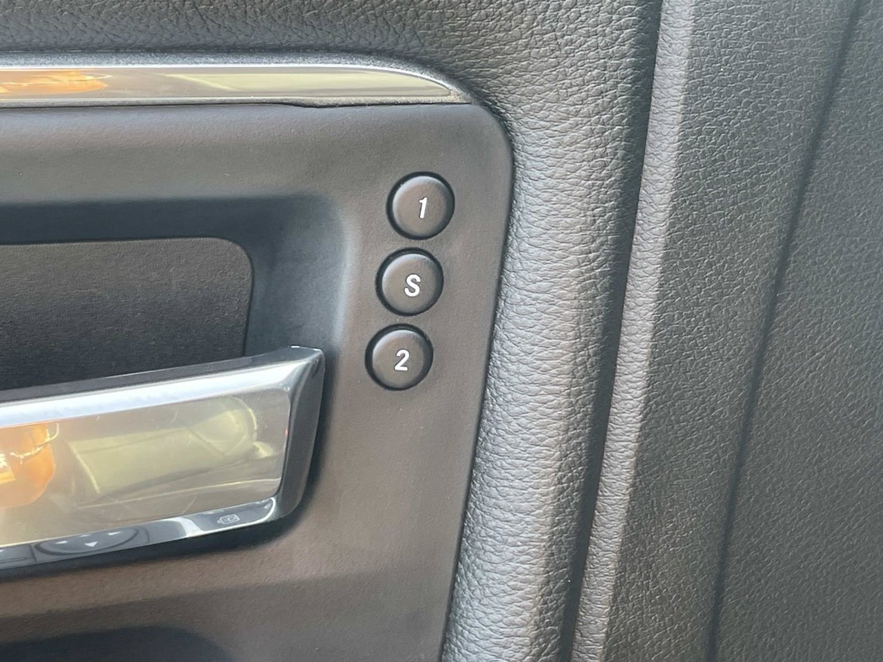 Used 2023 RAM 2500 Laramie w/ Night Edition AWD/4WD image 16