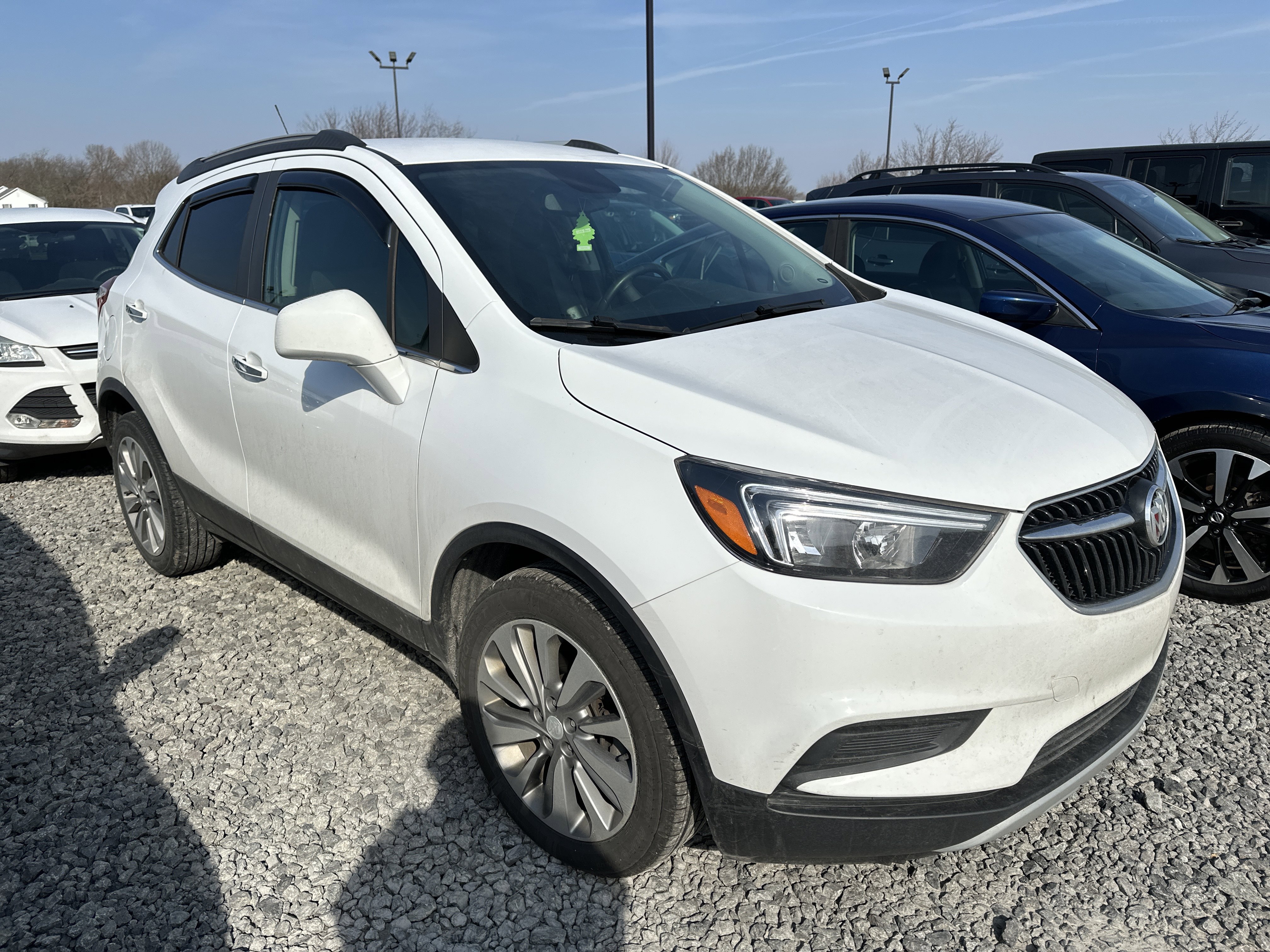 Used 2020 Buick Encore Preferred image 2