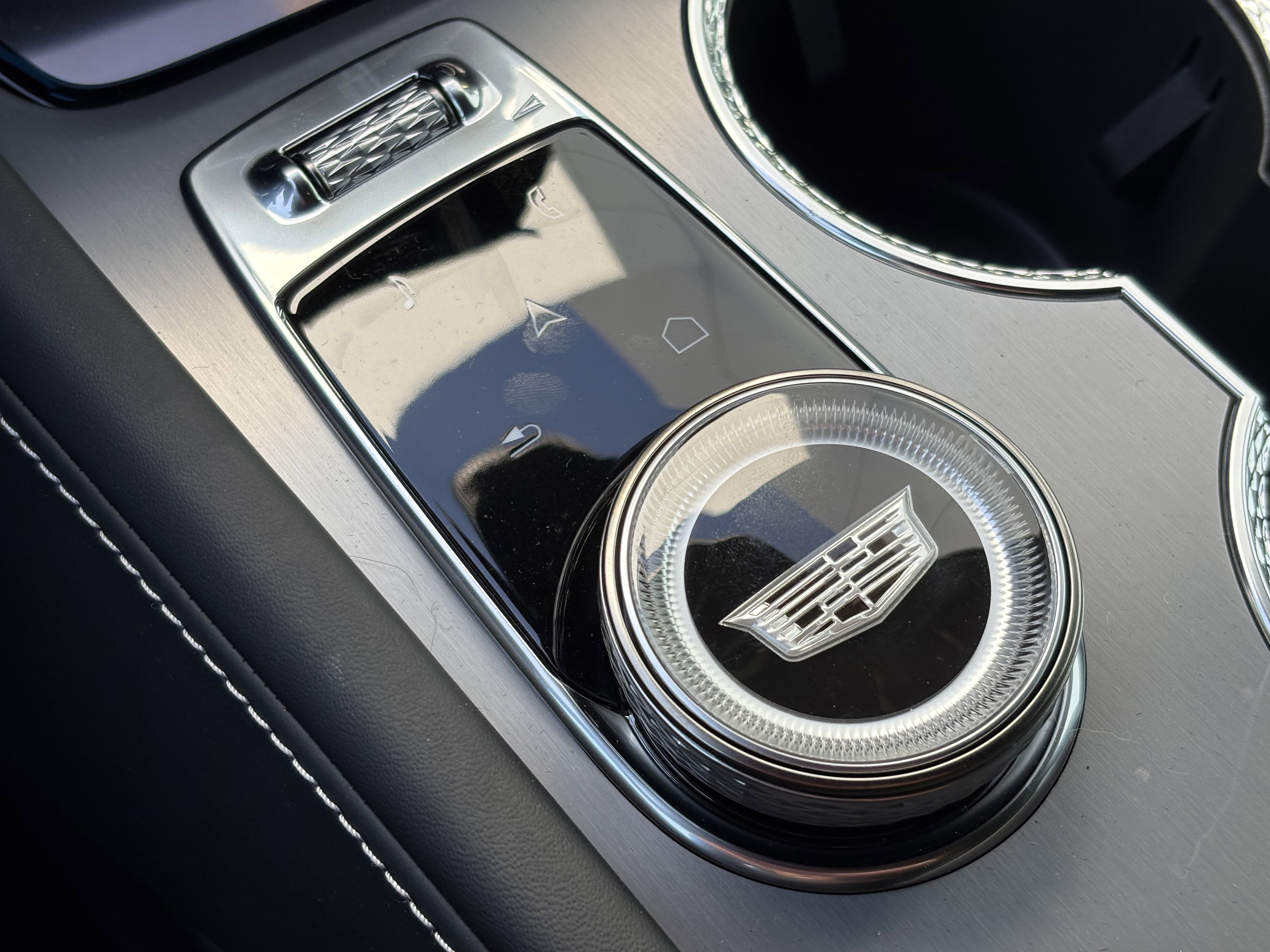 New 2026 Cadillac Vistiq Platinum image 31