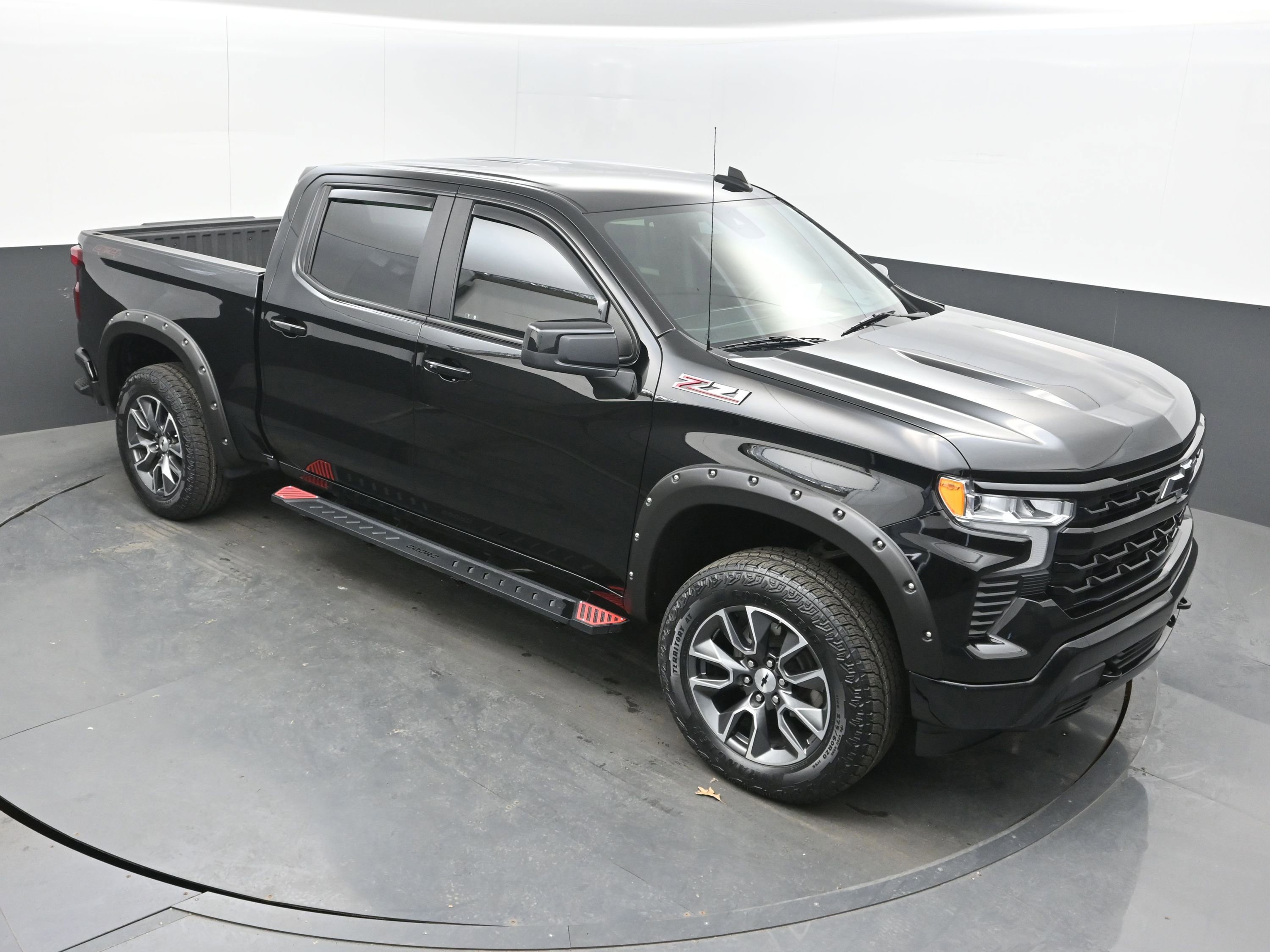 Used 2023 Chevrolet Silverado 1500 RST w/ Z71 Off-Road Package image 29