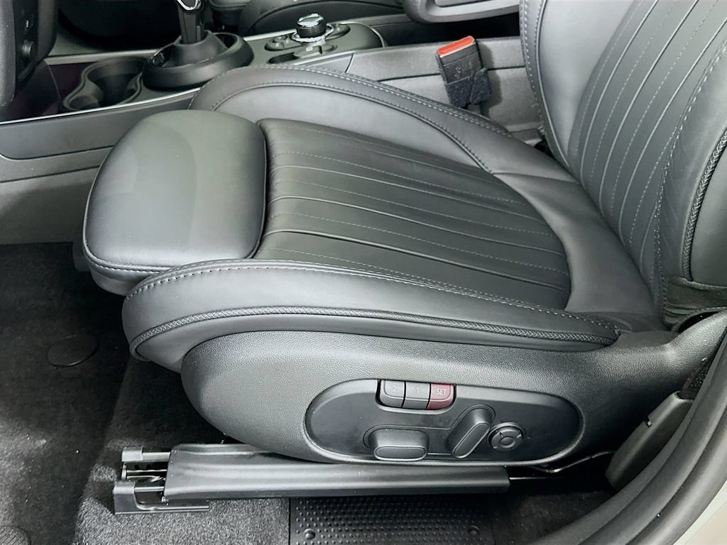 Certified 2024 MINI Cooper Countryman S FWD image 20
