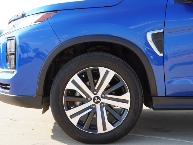 Used 2024 Mitsubishi Outlander Sport ES AWD/4WD image 8