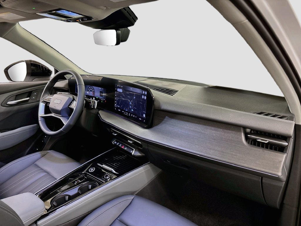 New 2026 Audi Q3 quattro 2.0T AWD/4WD image 14