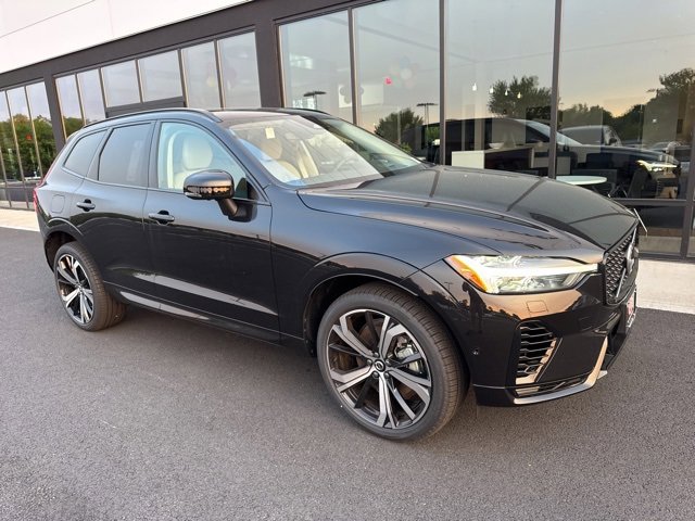 New 2025 Volvo XC60 T8 Ultra w/ Protection Package Premier
