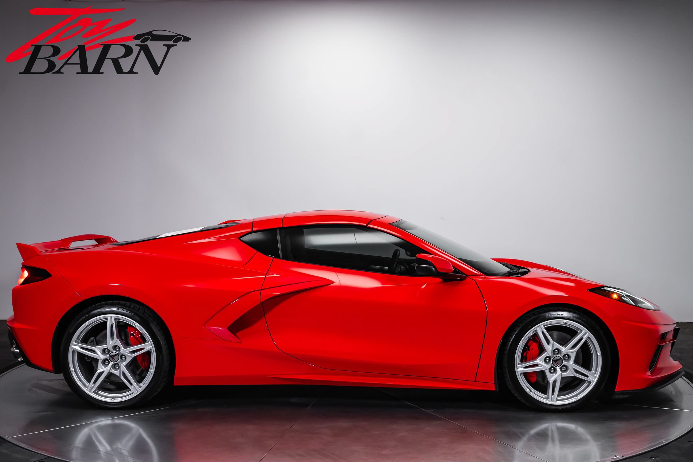 Used 2020 Chevrolet Corvette Stingray Preferred Cpe w/ 2LT Preferred Equipment Group RWD image 14
