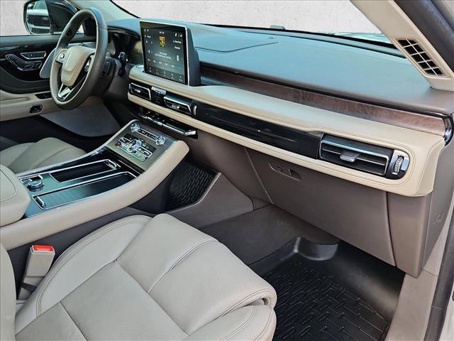 Used 2021 Lincoln Aviator Reserve w/ Equipment Group 201A AWD/4WD image 24