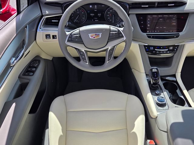 Used 2026 Cadillac XT5 Premium Luxury w/ Driver Assist Package FWD image 13