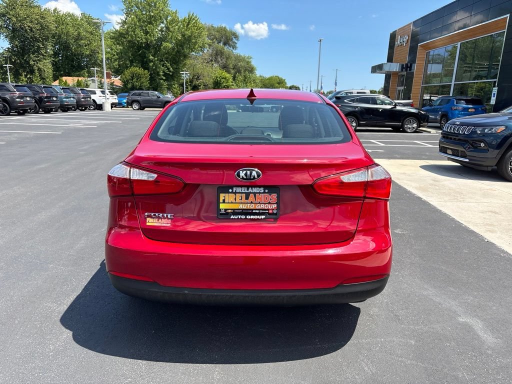 Used 2016 Kia Forte LX FWD image 4