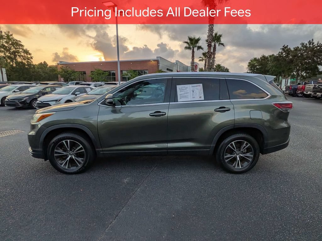 Used 2016 Toyota Highlander XLE FWD image 8