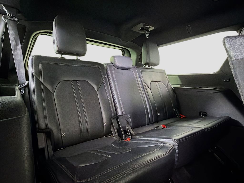 Used 2019 Ford Expedition Max Limited image 30