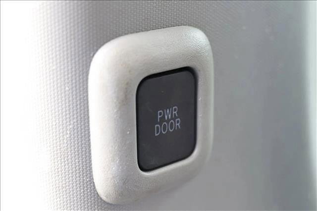 Used 2016 Toyota Sienna XLE w/ XLE Navigation Package image 22