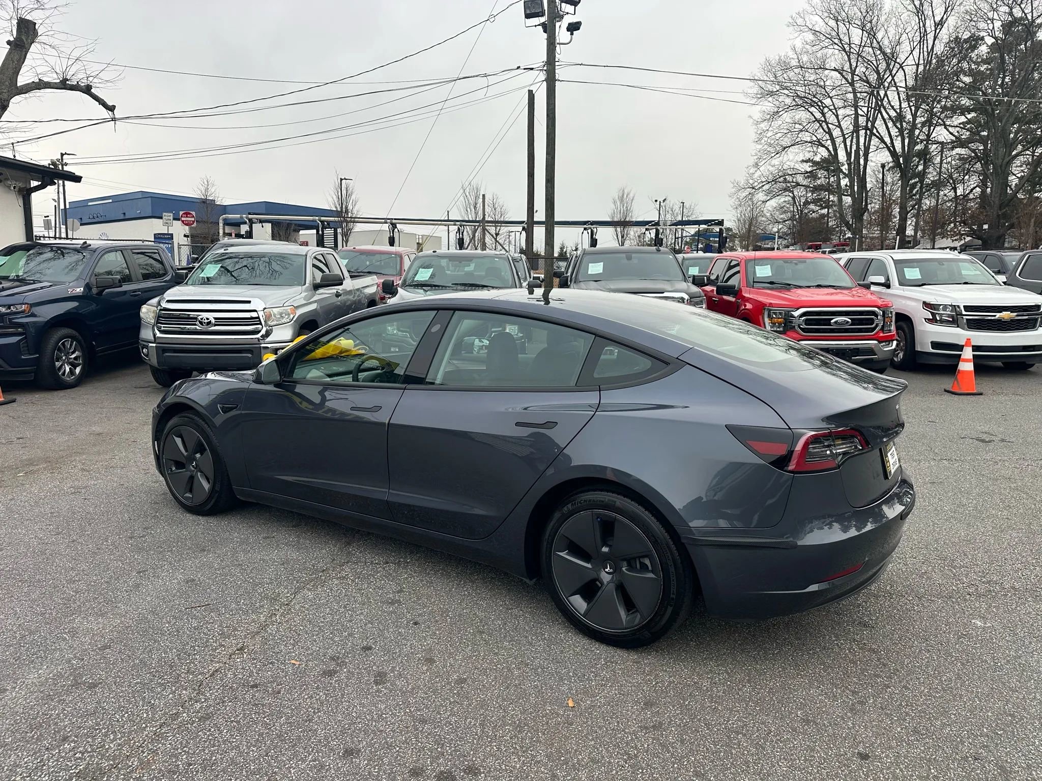 Used 2023 Tesla Model 3 Standard Range RWD image 5