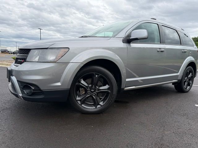 Used 2020 Dodge Journey Crossroad FWD image 4