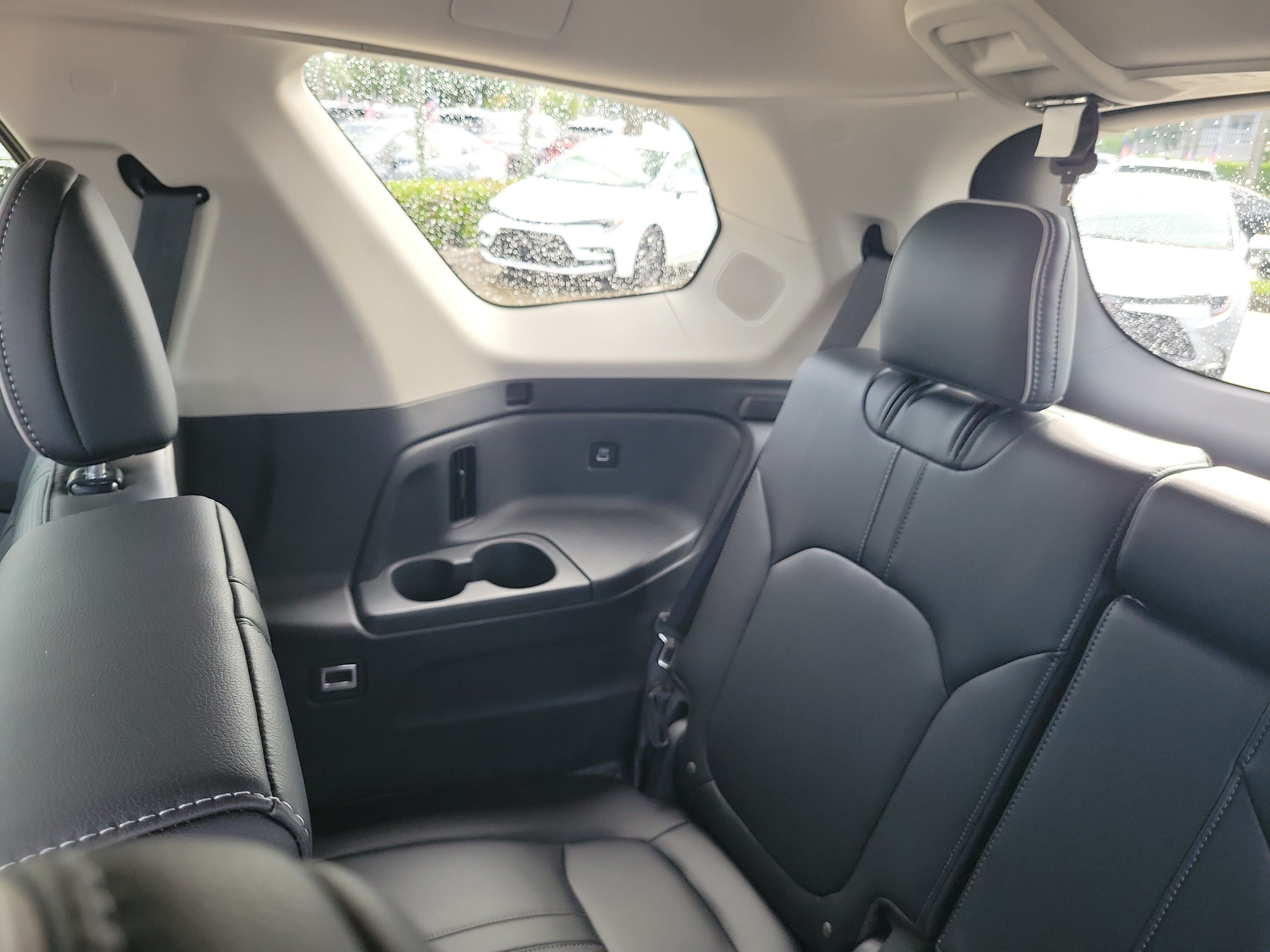 Used 2023 Honda Pilot Elite image 15