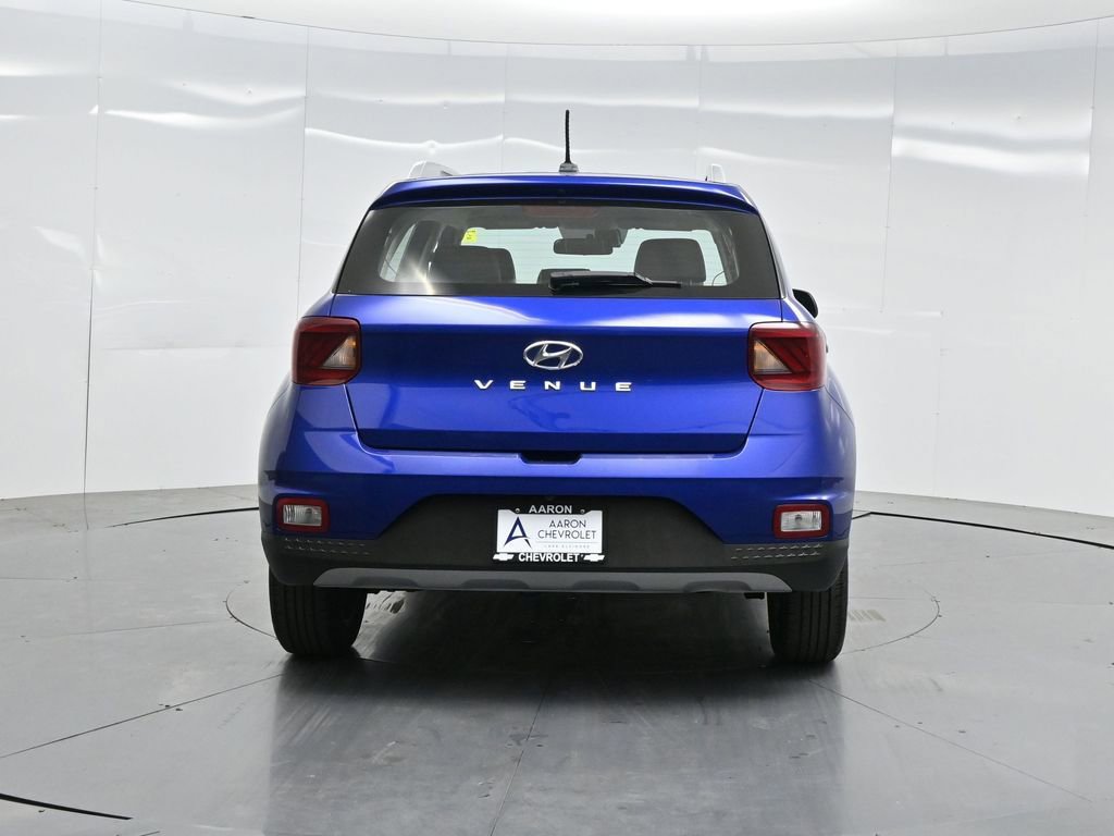 Used 2023 Hyundai Venue Limited w/ Cargo Package image 37