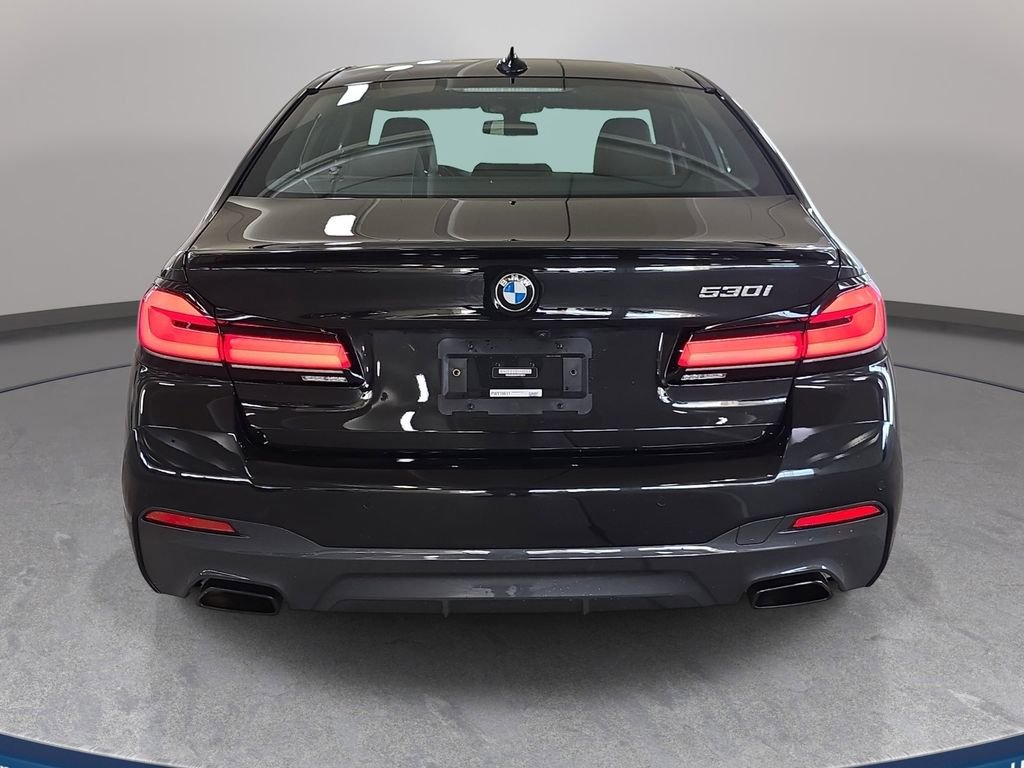 Used 2023 BMW 530i w/ M Sport Package RWD image 8