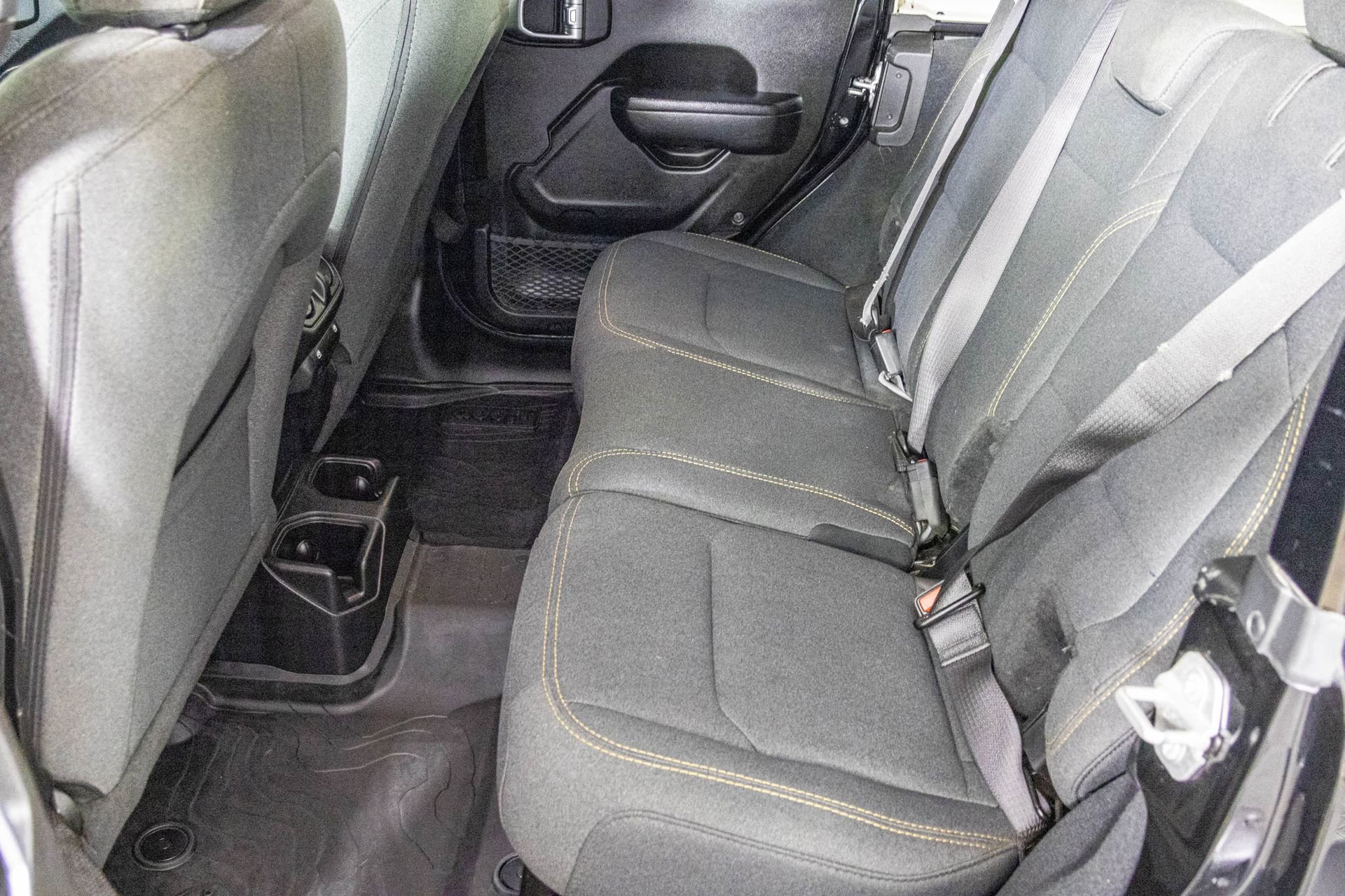 Used 2024 Jeep Wrangler Willys image 32