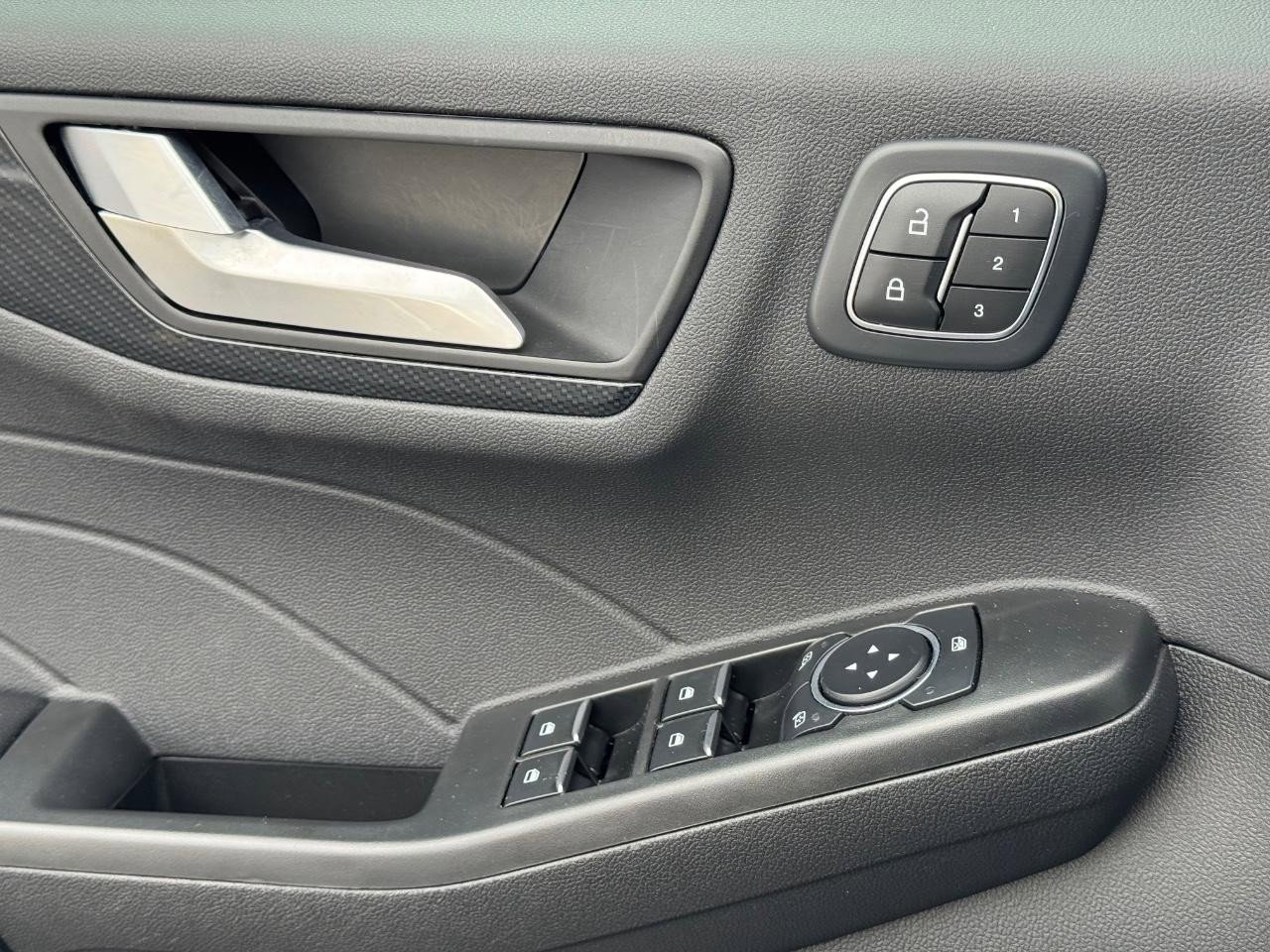 Used 2023 Ford Escape ST-Line Select w/ Tech Pack #2 image 26