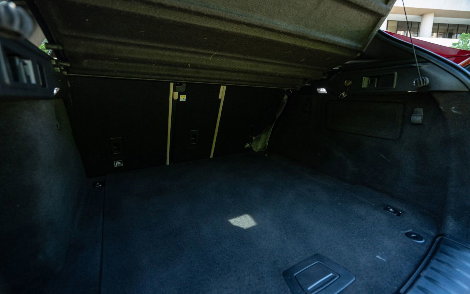 Used 2017 Jaguar F-PACE Prestige image 12