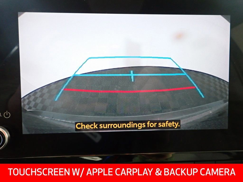 Used 2023 Toyota Highlander L image 4